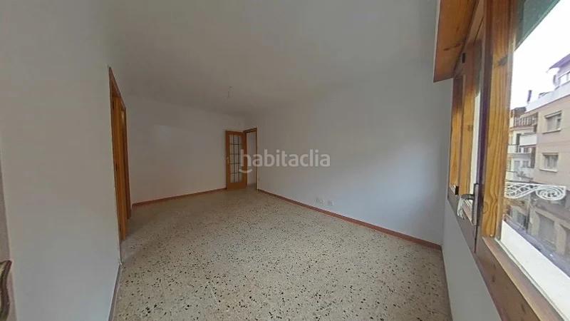 Foto df858fe2-7064-4885-a6e3-602d223b0e26. Etagenwohnung in La Gavarra Cornellà de Llobregat