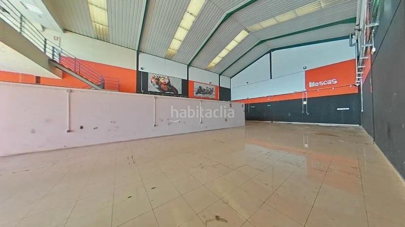 Foto 20428b55-2d51-45cc-aef5-37d2a3451178. Industrial building in señorío de Illescas Illescas