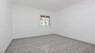 Appartement  Carrer del llorer. Hospitalet de llobregat, l´ (barcelona). "okupado" (no se puede