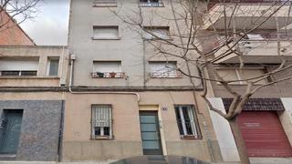 Pis  Carrer finestrelles. Hospitalet de llobregat, l´ (barcelona). "okupado" (no se puede