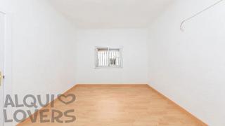 Appartement  Carrer de llançà. Hospitalet de llobregat, l´ (barcelona). "okupado" (no se puede