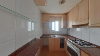 Appartement  Carrer oriental. Hospitalet de llobregat, l´ (barcelona). "okupado" (no se puede