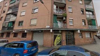 Appartement  Carrer de caldes. Llagosta, la (barcelona). "okupado" (no se puede visitar ni hipo