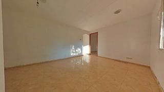 Appartement  Carrer sant pere. Llinars del vallès (barcelona). "okupado" (no se puede visitar n