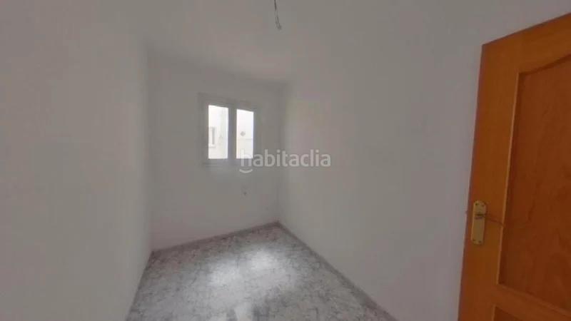 Foto 8807e2b8-ce50-43e6-a86b-f83f6dd13068. Piso (barcelona). "okupado" (no se puede visitar ni hipotecar). en Mataró