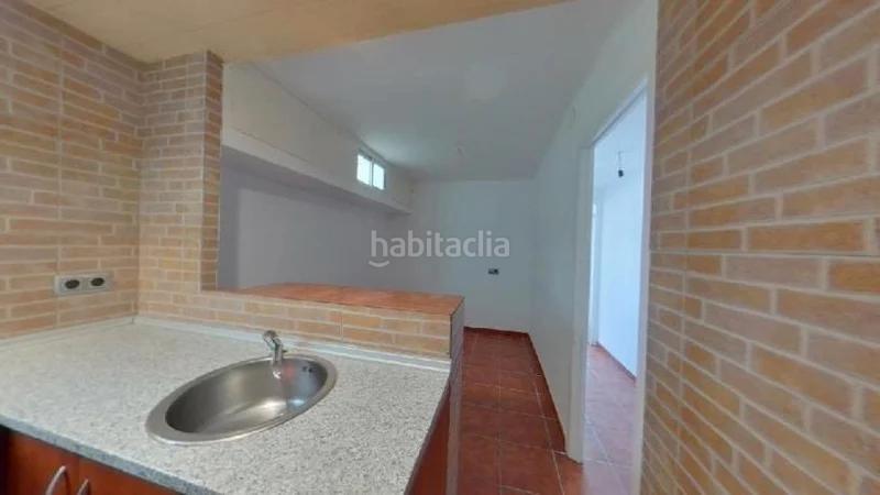 Foto 7055ae87-2aee-47fc-8069-48b7ce86b8d6. Piso (barcelona). "okupado" (no se puede visitar ni hipotecar). en Mataró