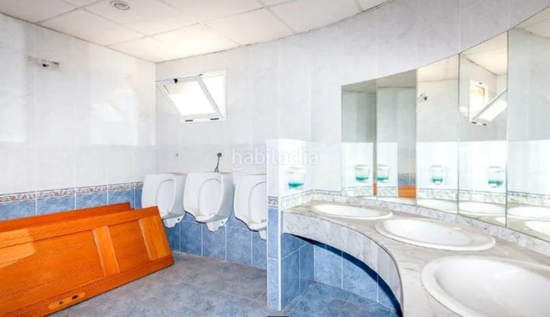 Foto 4e645fcd-1d33-450f-a7f9-2588c385a624. Industrial building in Almussafes