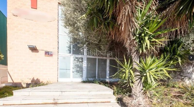 Foto e2b19ff8-3861-4016-ae87-aae28ac94de7. Industrial building in Almussafes