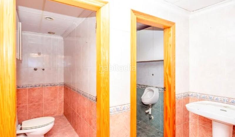 Foto e98cf020-b273-48cd-b616-b10d7385a6ab. Industrial building in Almussafes