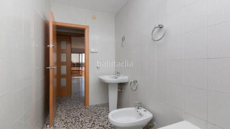 Foto d1dc6852-b675-4eb5-a218-d143146f0773. Piso (barcelona). "okupado" (no se puede visitar ni hipotecar) en Mataró