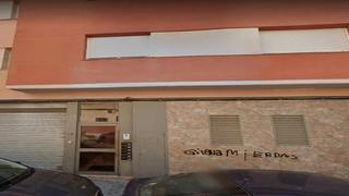 Piso  Carrer jaume i. Mataró (barcelona). "okupado" (no se puede visitar ni hipotecar)