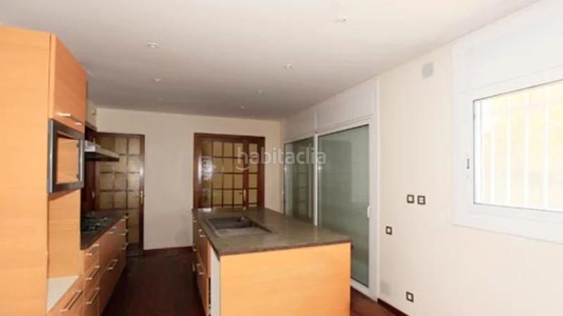 Foto 5a6aaaca-63a6-45b8-99ba-1250ce4049a8. Chalet con piscina in Urbanitzacions Mataró