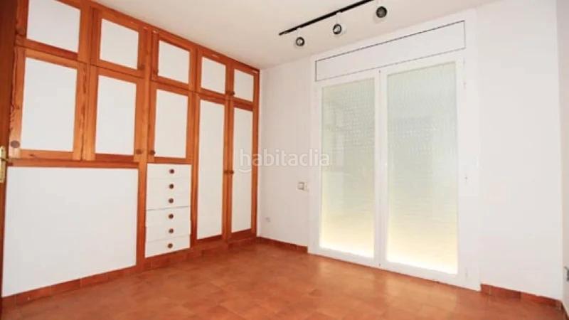 Foto c8bd63cc-4e36-4694-b7be-9392d64cbb4f. Chalet con piscina in Urbanitzacions Mataró