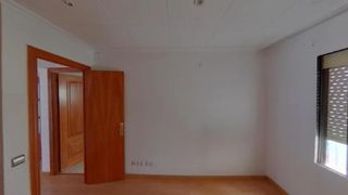 Appartement  Carrer miguel de cervantes. Mollet del vallès (barcelona). "okupado" (no se puede visitar ni