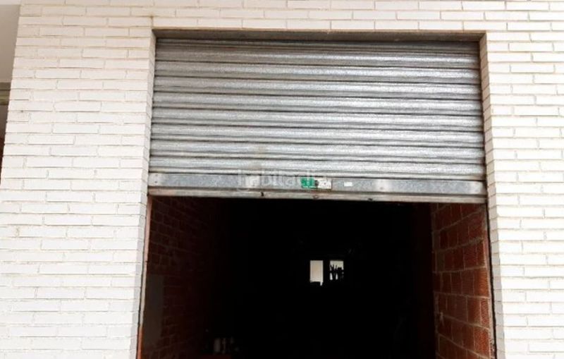 Foto df323313-0394-41c2-a17a-fd0538e1d5d6. Local comercial a Picassent