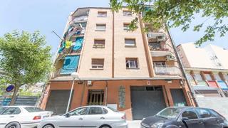 Appartement  Carrer de gallecs. Mollet del vallès (barcelona). "okupado" (no se puede visitar ni