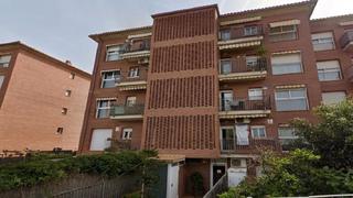 Appartement  Carrer de les vilares. Montgat (barcelona). sin posesión "ocupado" (no se puede visitar