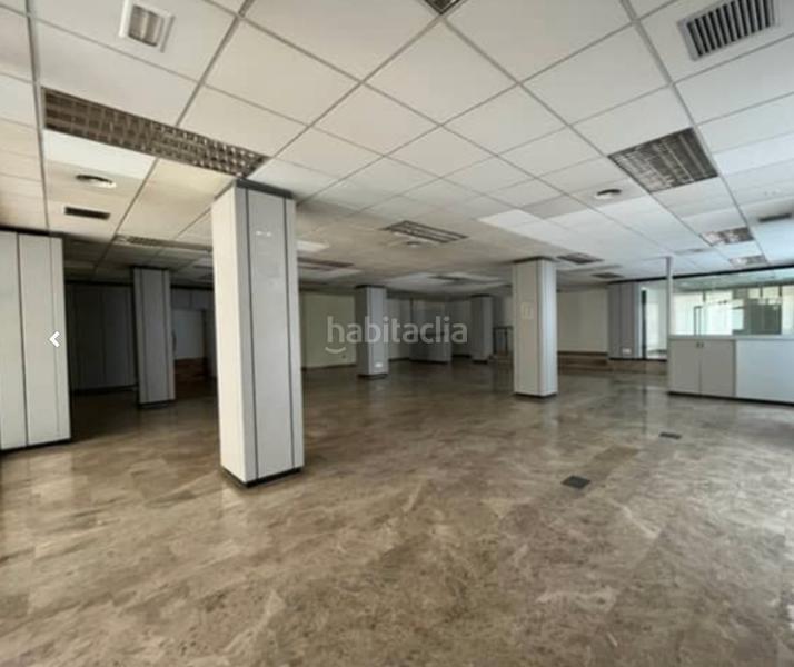 Foto bd8f5b0a-eac9-45c4-85d7-e4cfcce195cb. Oficina a Picassent