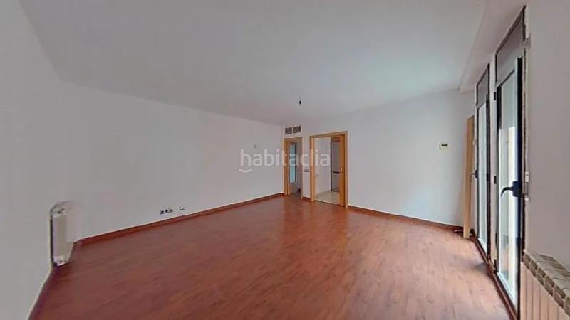 Foto d5898237-a254-4336-842b-b6d8a21125e5. Piso (barcelona). "okupado" (no se puede visitar ni hipotecar). en Ripollet