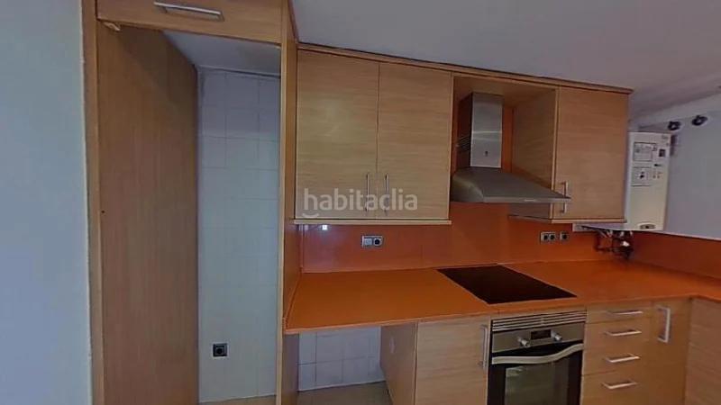 Foto e73cdbfc-6e54-4dee-8970-2249d97aa765. Piso (barcelona). "okupado" (no se puede visitar ni hipotecar). en Ripollet