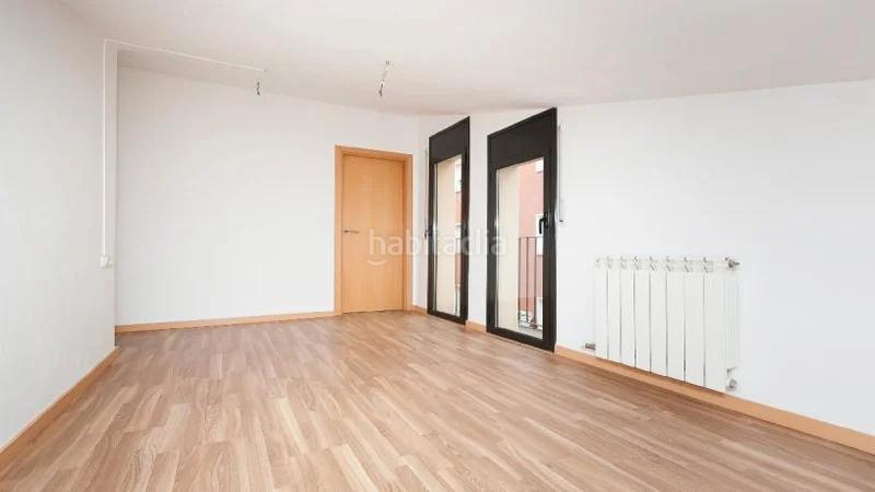 Foto 3d04266a-f850-470b-9523-64a0e84326b3. Duplex dans Centre Ripollet