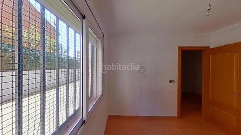 Foto 002cb192-de72-4ca2-a1d1-711911ea472e. Piso (barcelona). "okupado" (no se puede visitar ni hipotecar). en Rubí