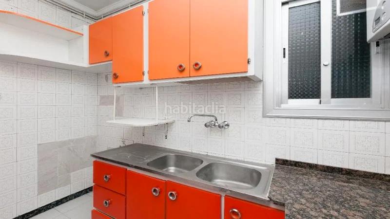 Foto 5ad4c41b-6c46-49a5-855b-e49a5f70ee94. Appartement dans Els Merinals Sabadell