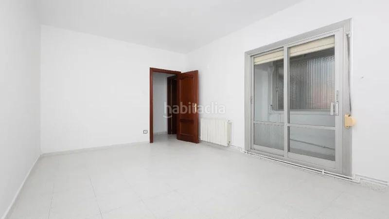 Foto d841c4d7-4e7b-40fe-b492-605901c66e25. Appartement dans Els Merinals Sabadell