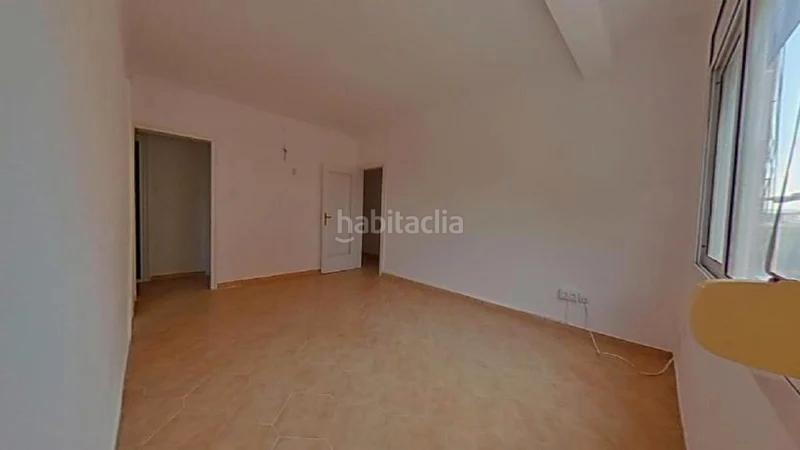 Foto d117fa4a-f484-42f2-ac11-bc9511b95f93. Piso , "Can Rull" (barcelona). "okupado" (no se puede visitar ni hipotecar). en Sabadell