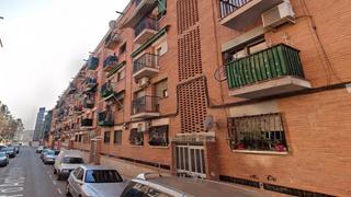 Pis  Carrer d'archidona. Sabadell, "can puiggener" (barcelona). "okupado" (no se puede vi