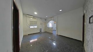 Casa adossada  Carrer sagunt. Sabadell "can puiggener" (barcelona). "okupado" (no se puede vis