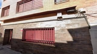 Pis  Passatge de la vinya. Sabadell " can puiggener" (barcelona). "okupado" (no se puede vi