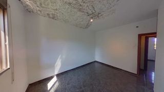 Piso  Carrer de federico garcía lorca. Sant boi de llobregat  (barcelona). "okupado" (no se puede visit