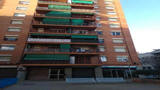 Appartement  Carrer rosselló. Sant boi de lobregat  (barcelona). "okupado" (no se puede visita