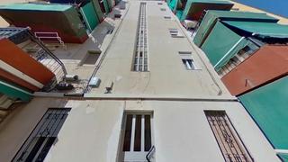 Appartement  Plaça de la ciutat cooperativa. Sant boi de llobregat  (barcelona). "okupado" (no se puede visit