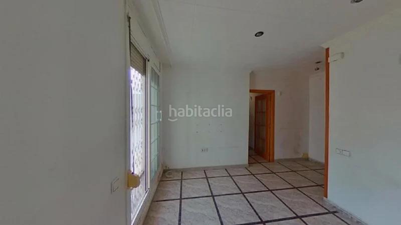 Foto d1f9ccf2-2337-466a-9998-307643bf16d1. Piso (barcelona). "okupado" (no se puede visitar ni hipotecar) en Sant Vicenç dels Horts