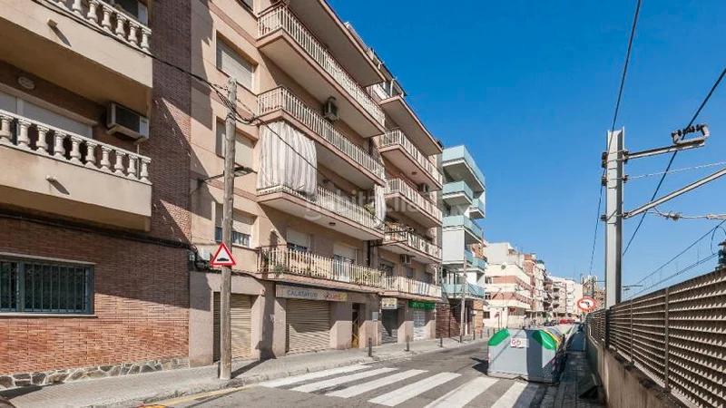 Foto f4a77a08-3d40-4b9d-b28c-d44c59e17064. Piso (barcelona). "okupado" (no se puede visitar ni hipotecar) en Sant Vicenç dels Horts
