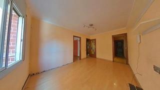 Appartement  Carrer d'en singuerlin. Santa coloma de gramenet (barcelona). "okupado" (no se puede vis