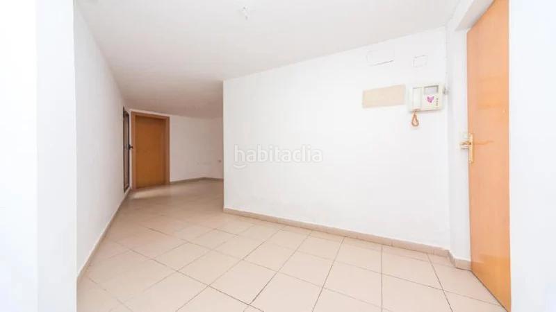 Foto 788bd3dc-4a05-4141-a406-1f788e51826d. Piso (barcelona). "okupado" (no se puede visitar ni hipotecar) en Santa Coloma de Gramenet