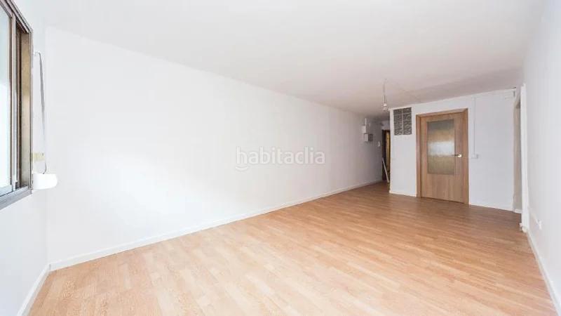 Foto 0d1e018e-384f-43f6-81f6-c7e60c293f6c. Pis a Santa Rosa Santa Coloma de Gramenet