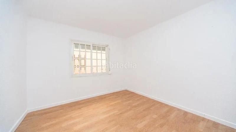 Foto 5f1bfadd-5a6d-4c2e-926d-75bafcd40556. Pis a Santa Rosa Santa Coloma de Gramenet