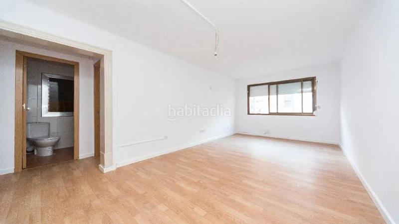 Foto 81c0fef8-aa71-44fb-9337-72204c492e03. Pis a Santa Rosa Santa Coloma de Gramenet