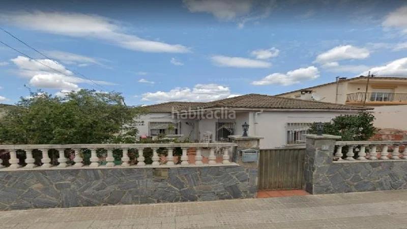 Foto 9ba207d6-bb7e-4aed-b7ca-1b52a70a24e2. Chalet in Torre de Claramunt (La)