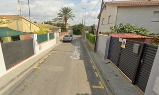 Xalet  Carrer del pedraforca. Vilanova i la geltrú, (barcelona). sin posesión (no se puede vis