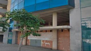 Local commercial  Carrer de la masia d'en frederic. Vilanova i la geltrú (barcelona). "okupado" (no se puede visitar