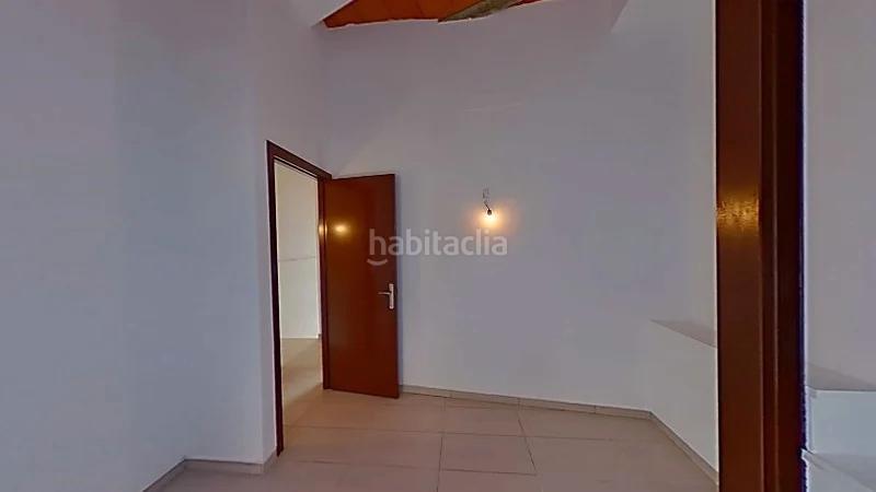 Foto 21b60c8b-a2ba-45a8-bd0b-87e4061dad04. Piso (barcelona). "okupado" (no se puede visitar ni hipotecar). en Vilassar de Dalt