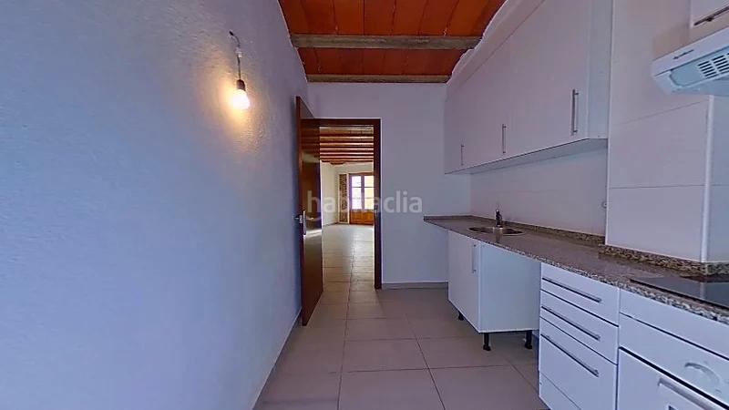 Foto cc8e6e19-1fad-46e9-9c7f-b5f925a574fe. Piso (barcelona). "okupado" (no se puede visitar ni hipotecar). en Vilassar de Dalt