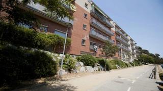 Pis  Carrer espronceda. Blanes (gerona). "okupado" (no se puede visitar ni hipotecar)