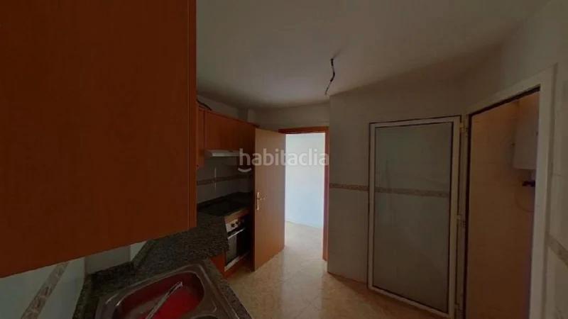 Foto f61ddac1-3d54-4b7e-ba37-ed86cade6bcf. Piso (gerona). "okupado" (no se puede visitar ni hipotecar) en Figueres