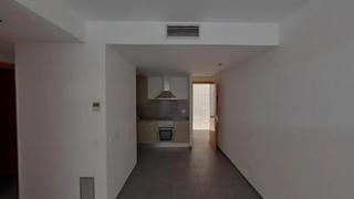 Pis  Carrer de santa maria. Girona (gerona). "okupado" (no se puede visitar ni hipotecar)